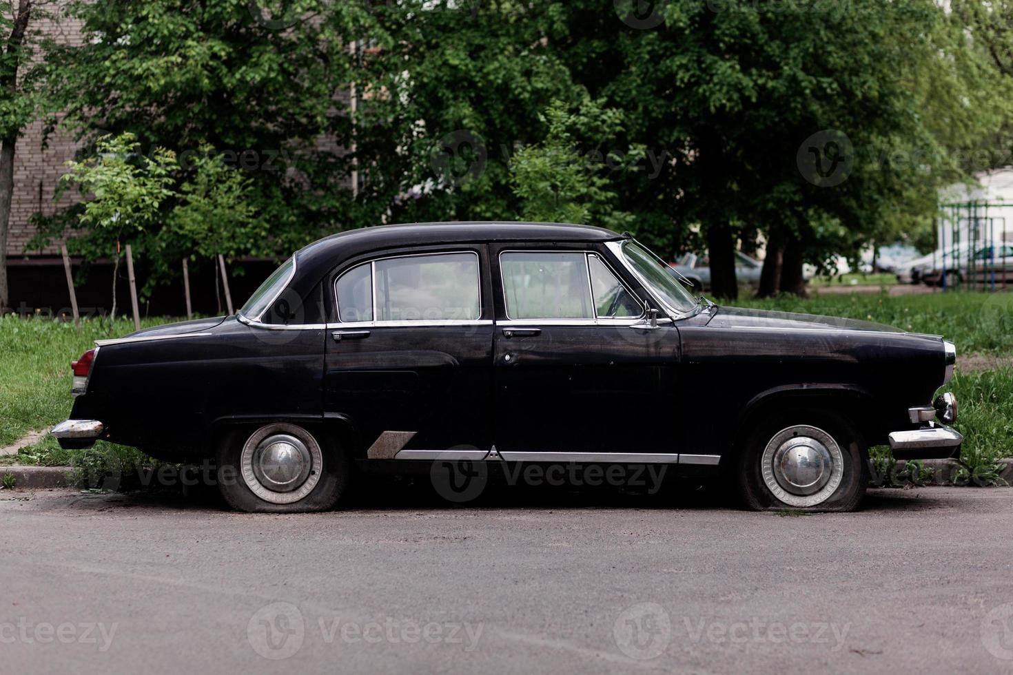 5705027 carro antigo preto vintage foto